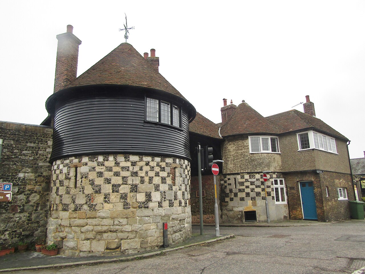The Barbican, Sandwich